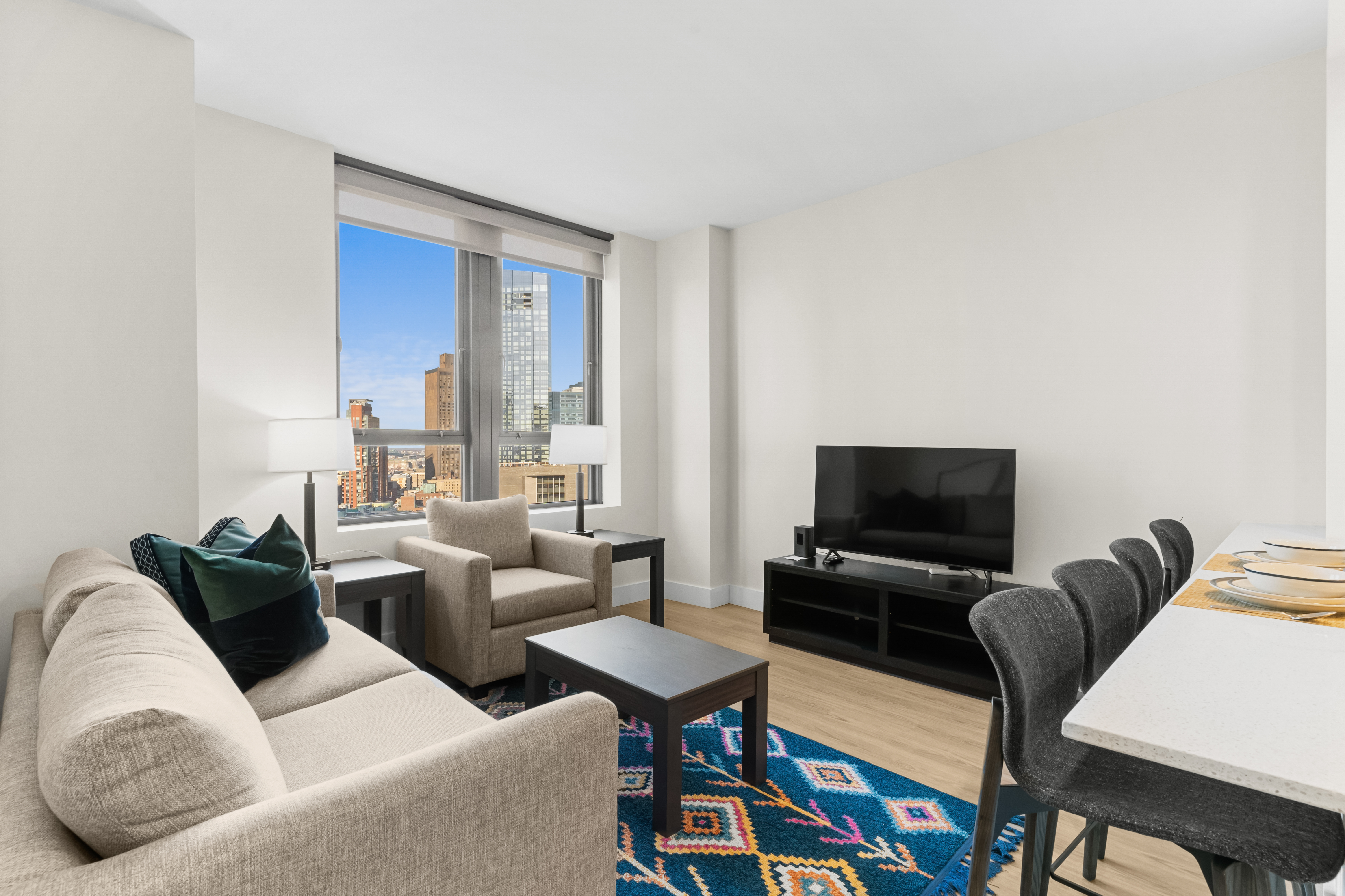 660 Washington Apartments